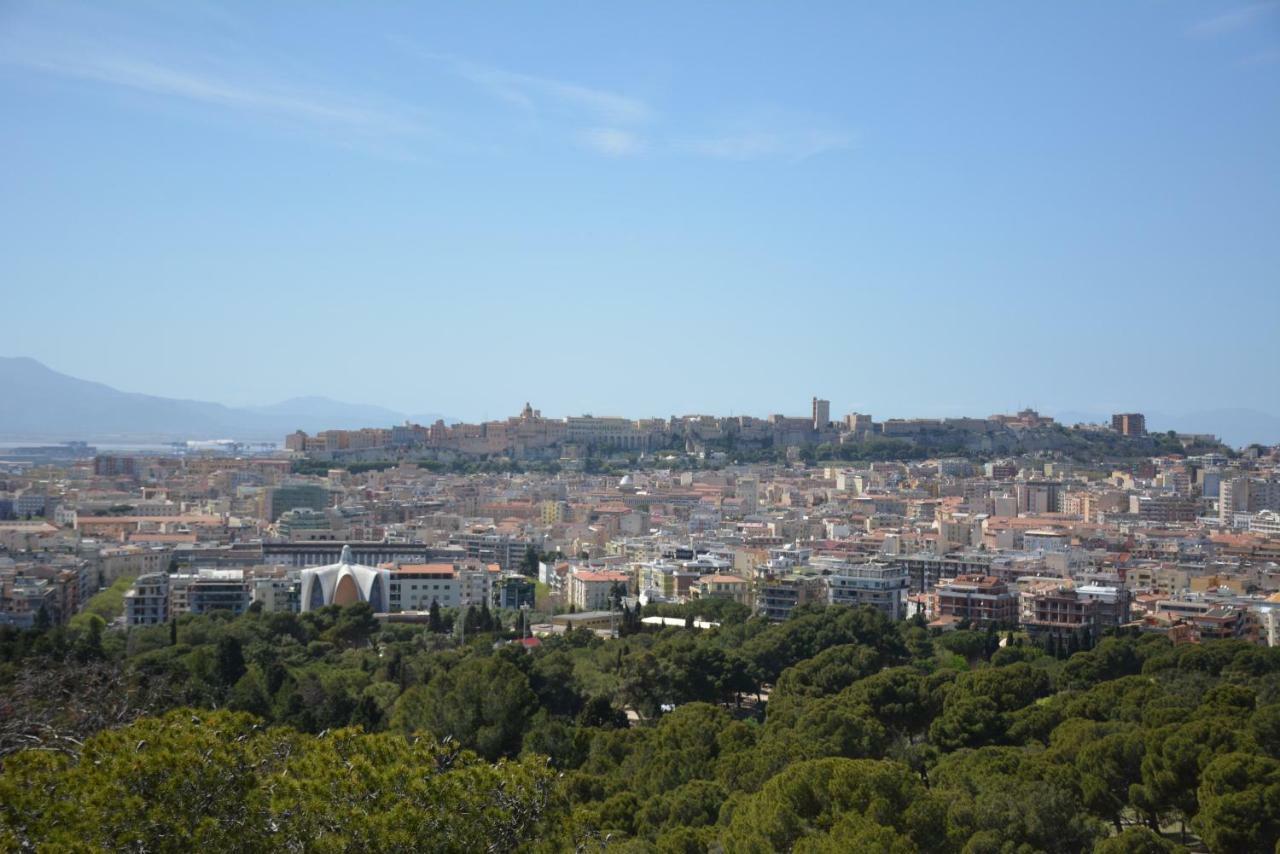 Giardini E Mare Bed & Breakfast Quartu Sant'Elena Exterior photo