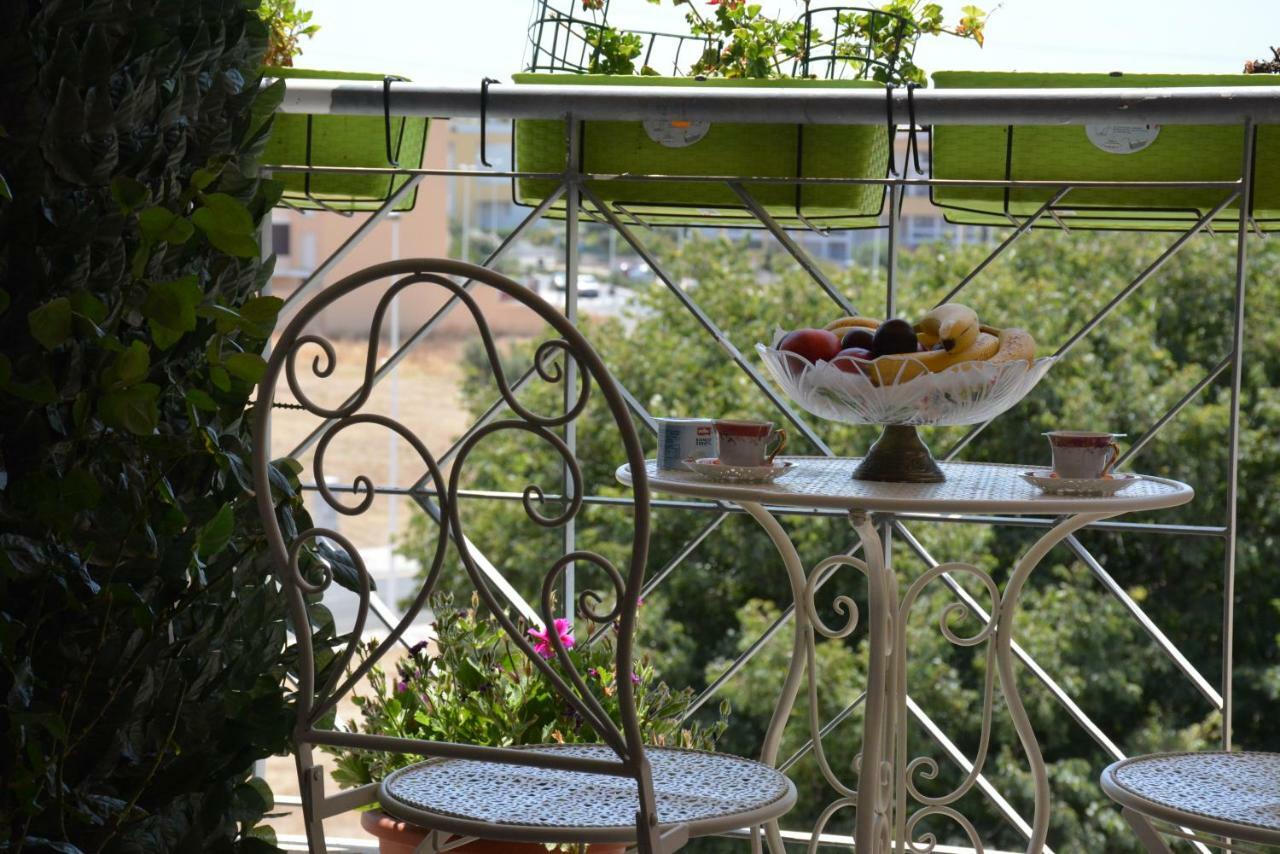 Giardini E Mare Bed & Breakfast Quartu Sant'Elena Exterior photo