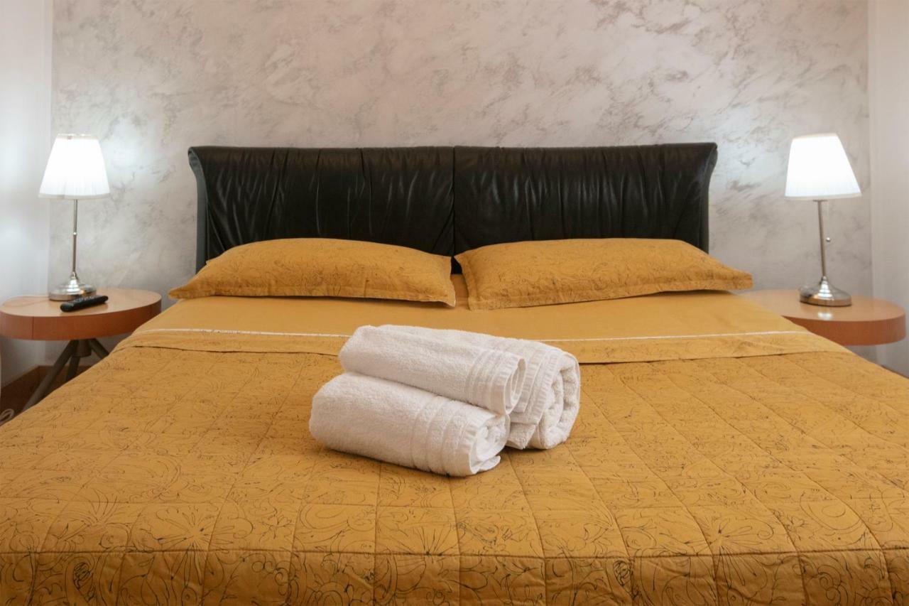 Giardini E Mare Bed & Breakfast Quartu Sant'Elena Exterior photo
